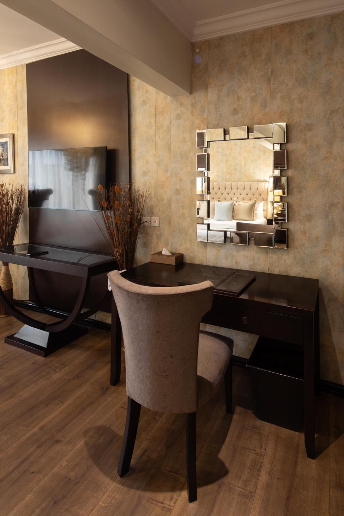 Superior Suite